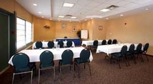 Travelodge By Wyndham East Winnipeg